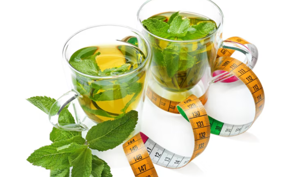 Lemon Balm vs. Green Tea Which Is Better for Weight Loss