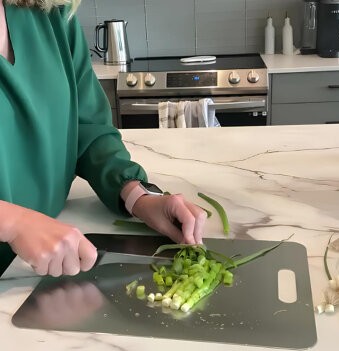 Katori Titanium Cutting Board Customer 2